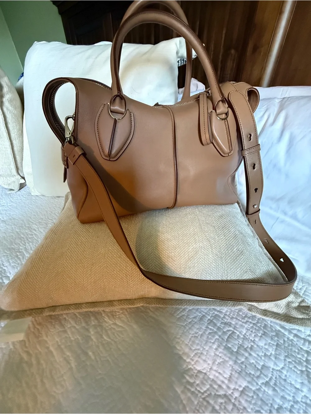 NWT TOD’S Leather D Handbag in camel color (please see all pictures for details)